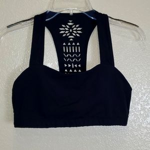 KIRAGRACE Warrior Laser-Cut Yoga Bra Medium Black Made in the USA Yoga P…